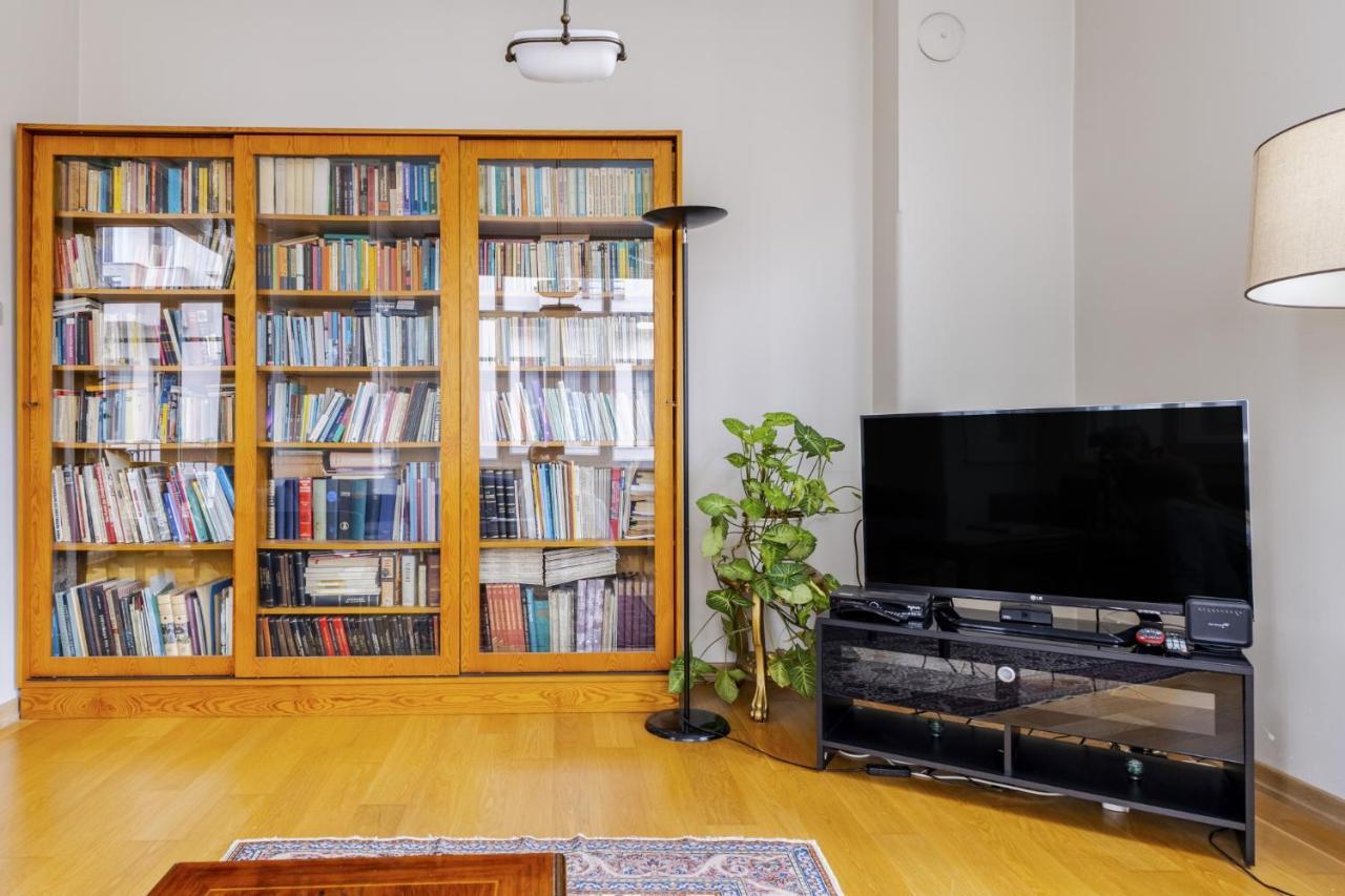 Flat With Balcony And Bosphorus View In Beyoglu Leilighet Istanbul Eksteriør bilde